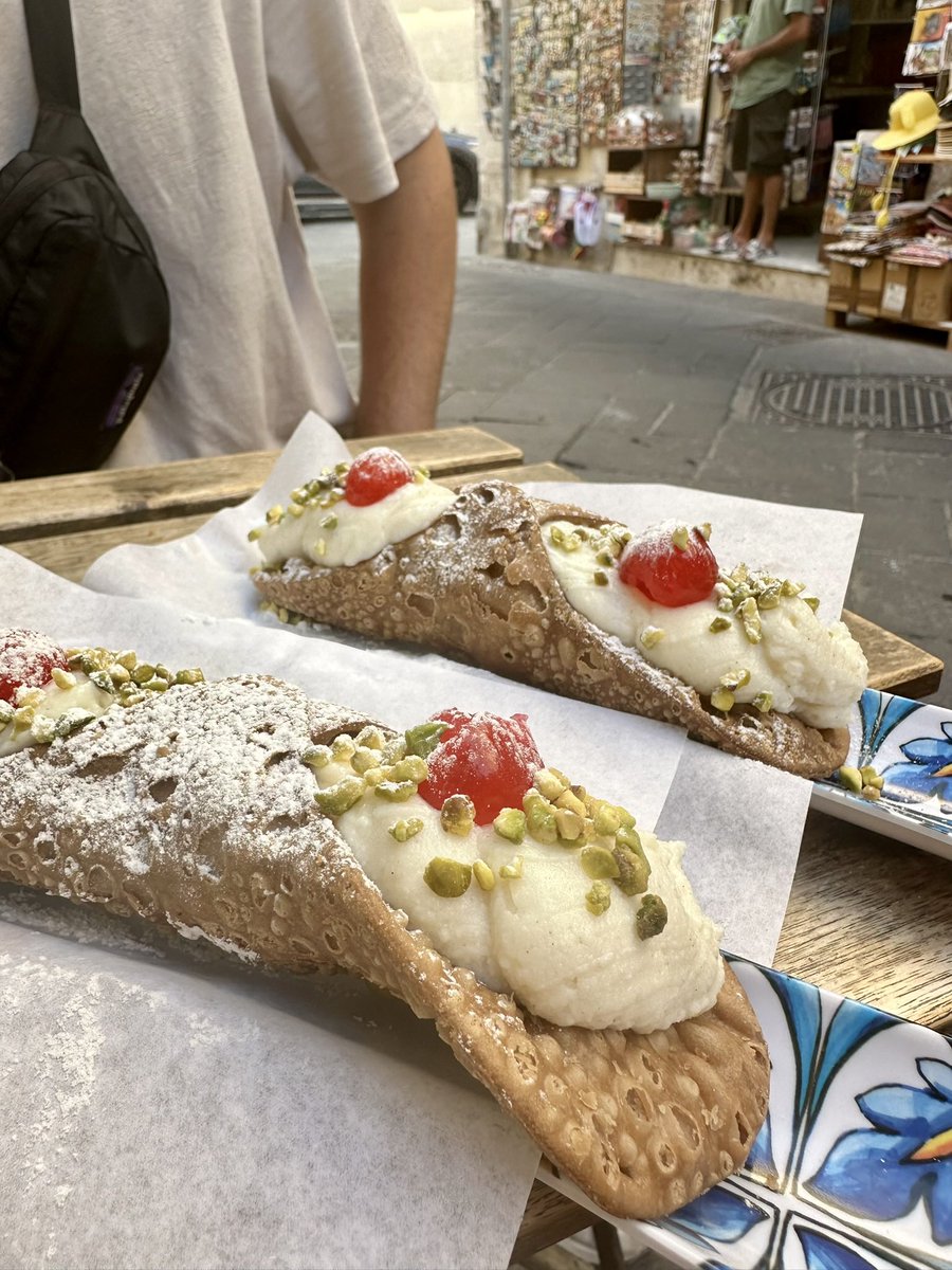 Mlle. Bianchi tweet media