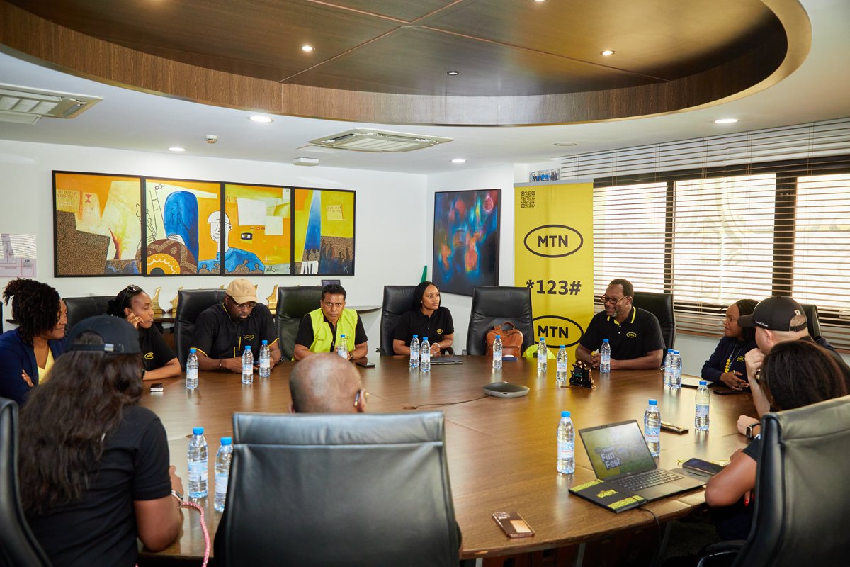 MTNCameroon's tweet image. A productive feedback session concluded the visit, with discussions on market insights, collaboration opportunities, and future growth.
#DoingGoodTogether #DoItSmart #CloseTheGap