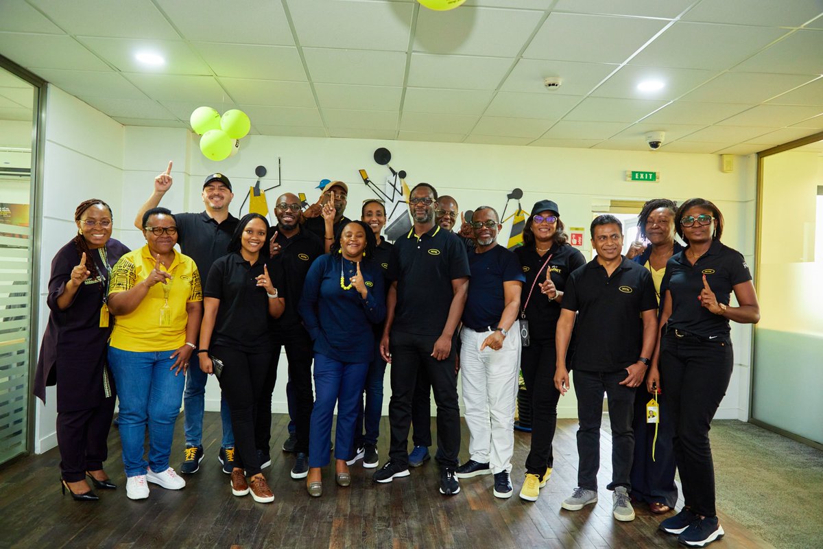 MTNCameroon's tweet image. A productive feedback session concluded the visit, with discussions on market insights, collaboration opportunities, and future growth.
#DoingGoodTogether #DoItSmart #CloseTheGap