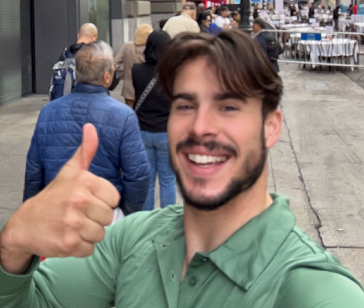 darren_stallcup's tweet photo. You either got the balls to walk the streets of San Francisco or you don’t. https://t.co/IAaDebX2dc