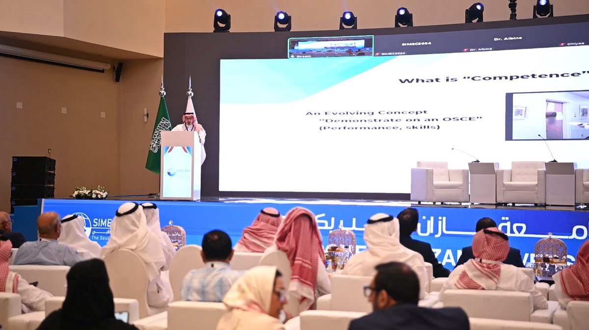 JazanUniversity's tweet photo. مشاهدات من جلسة "التحديات والفرص في تعليم المهن الصحية في المملكة"؛ ضمن جلسات  #المؤتمر_السعودي_الدولي_للتعليم_الطبي،
#SIMEC2024
#شتاء_جازان_25
#جامعة_جازان https://t.co/fMQoDaVHz4