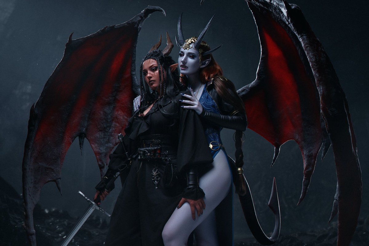 Me and my beautiful waifu (shot taken by her husband 😏)

Mizora <a href="/TaisiaLayne/">Тая кура-шчабятура</a>
Tiefling <a href="/dark_incognito/">Нарядная пельмешка</a>
Photo <a href="/nikolay_zharov/">Nikolay Zharov 👁️</a>

#BaldursGate3 #mizora #baldursgate3cosplay #mizoracosplay