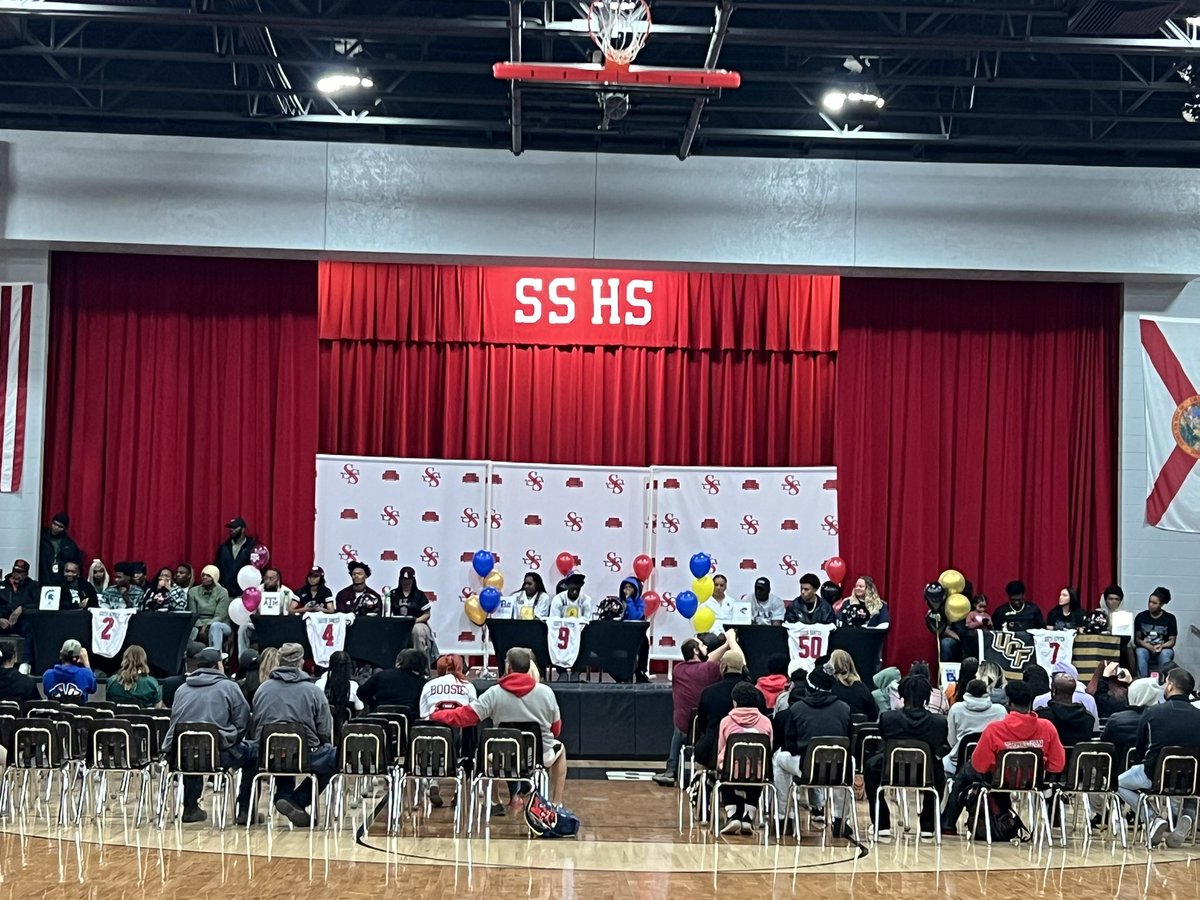 Ty Lawrence (@sshsraiders) on Twitter photo Congrats to our players who signed today!! We sure are going to miss these 5 guys. <a href="/Rashad_Johnson4/">Rashad”Tomtom”Johnson Jr.✞</a> <a href="/GeorgeMullins_2/">George Mullins</a> <a href="/Jakyrian_Turner/">Ja’Kyrian “Boosie” Turner🧌</a> <a href="/Ramell_Parker55/">Ramell Parker</a> <a href="/BooneMalakhi/">Malakhi Boone</a> TRADITION NEVER GRADUATES!! Congrats to our players who signed today!! We sure are going to miss these 5 guys. <a href="/Rashad_Johnson4/">Rashad”Tomtom”Johnson Jr.✞</a> <a href="/GeorgeMullins_2/">George Mullins</a> <a href="/Jakyrian_Turner/">Ja’Kyrian “Boosie” Turner🧌</a> <a href="/Ramell_Parker55/">Ramell Parker</a> <a href="/BooneMalakhi/">Malakhi Boone</a> TRADITION NEVER GRADUATES!!