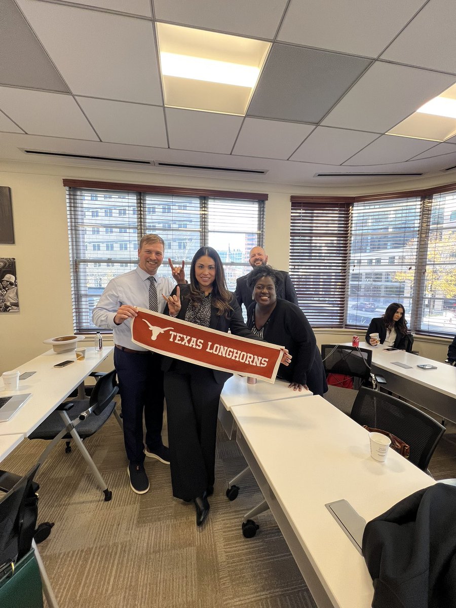VictoriaG_SATX's tweet photo. EMPL DC Residency Day 1 @LBJSchoolDC https://t.co/QFvW5Uocne