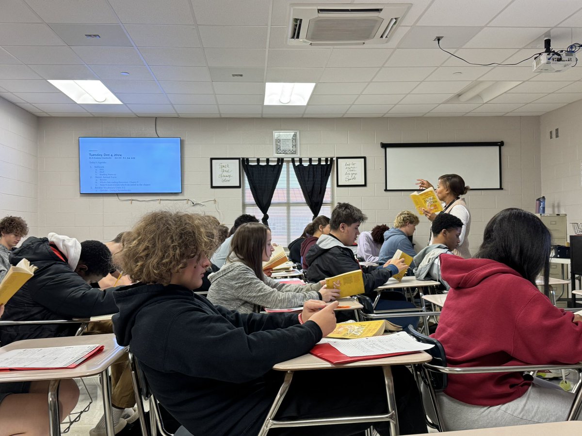 Dr. Stacy Shamlin Junjulas (@ssjunjulas) on Twitter photo Book discussion in <a href="/HazelGreenHigh/">Hazel Green High School</a> Mrs Miller’s class today. #TrojanNation #HGenergy love hearing the different perspectives from OUR students. Book discussion in <a href="/HazelGreenHigh/">Hazel Green High School</a> Mrs Miller’s class today. #TrojanNation #HGenergy love hearing the different perspectives from OUR students.
