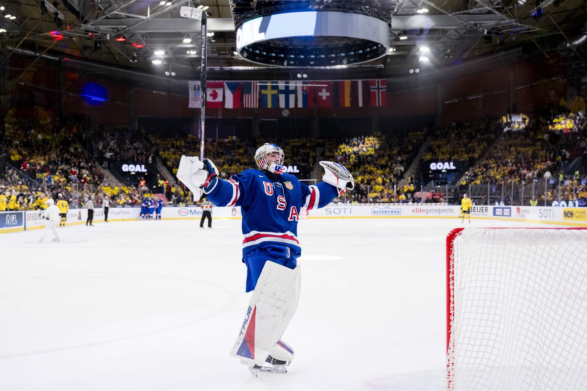EP Stories (@eprinkside) on Twitter photo The preliminary rosters are out for the 2025 World Junior Championship.
<a href="/MitchLBrown/">Mitchell Brown</a> and <a href="/lassialanen/">Lassi Alanen</a> break down what to expect from Canada, Czechia, Sweden, and the United States based off the early lists.
📎: eprinkside.com/2024/12/04/ear… The preliminary rosters are out for the 2025 World Junior Championship.
<a href="/MitchLBrown/">Mitchell Brown</a> and <a href="/lassialanen/">Lassi Alanen</a> break down what to expect from Canada, Czechia, Sweden, and the United States based off the early lists.
📎: eprinkside.com/2024/12/04/ear…