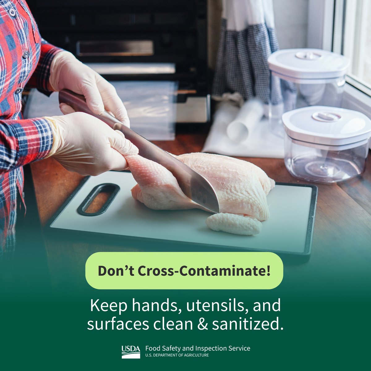 foodsafetygov's tweet photo. Cross-contamination can lead to foodborne illnesses. Keep it clean every step of the way! #HandwashingAwarenessWeek https://t.co/O5SXLr8HdA