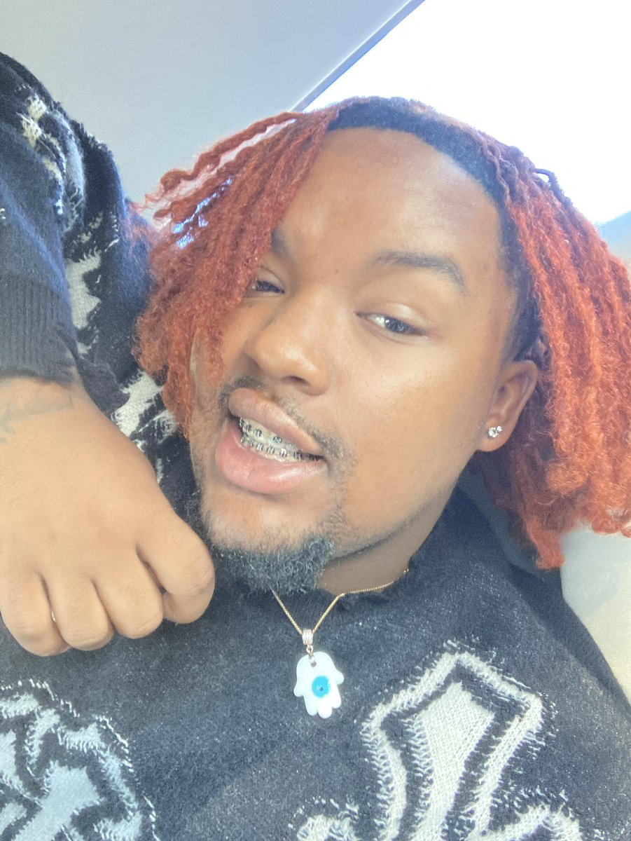 Hey cousins y’all think my hair is giving ?