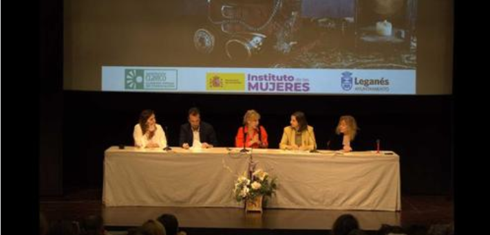 Acto de apertura del VII Congreso Internacional de Coeducación #CLAVICO26 y 27 de octubre de 2024, en el Centro Cívico Rigoberta Menchú en Leganés, Patrocinado por el
<a href="/InstMujeres/">Instituto de las Mujeres</a> con la colaboración del  <a href="/AytoLeganes/">Ayuntamiento de Leganés</a> 
youtu.be/9-QRfkMeMkA