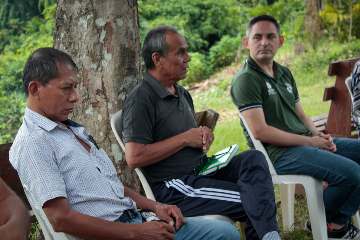 repam_amazonia's tweet photo. Inició el taller “Reconociendo saberes y tejiendo redes en la Panamazonía”. Este encuentro, organizado por la REPAM, a través del Núcleo Justicia Socioambiental y Buen Vivir, se realiza en la Estancia Bello Horizonte, en Puerto Maldonado, Perú.

#Amazonía #Bolivia #Brasil #Perú https://t.co/VVlmxl199t
