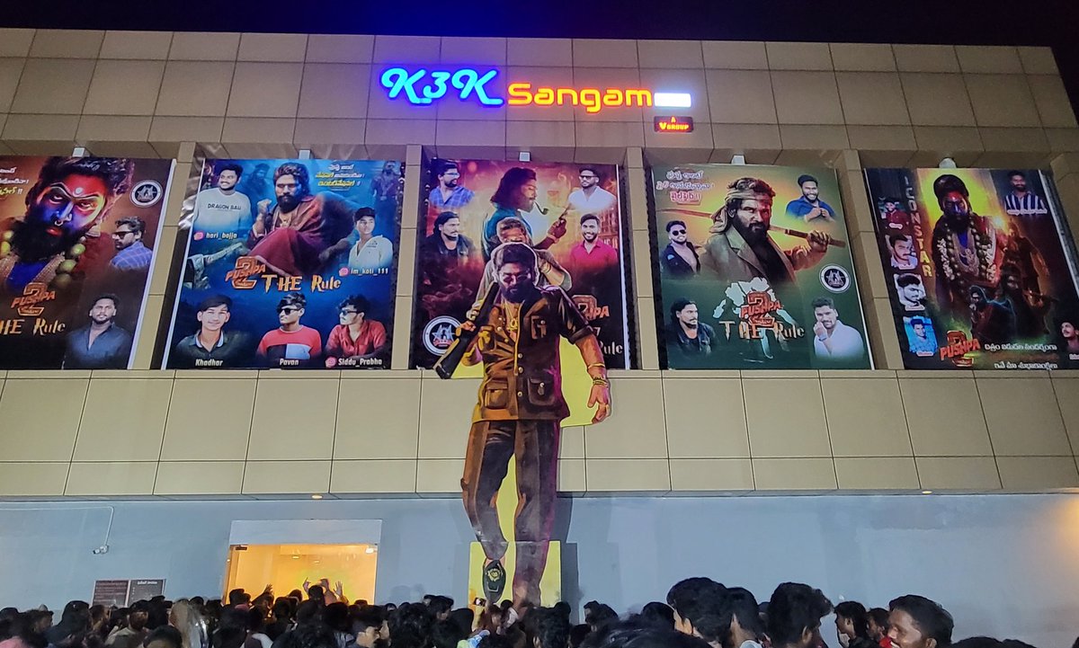 PhaniGunapati's tweet photo. #ShowTime
#Pushpa2 
#PushpaTheRule 
#Pushpa2WildfireJAAthara https://t.co/fiQYDv4gsY