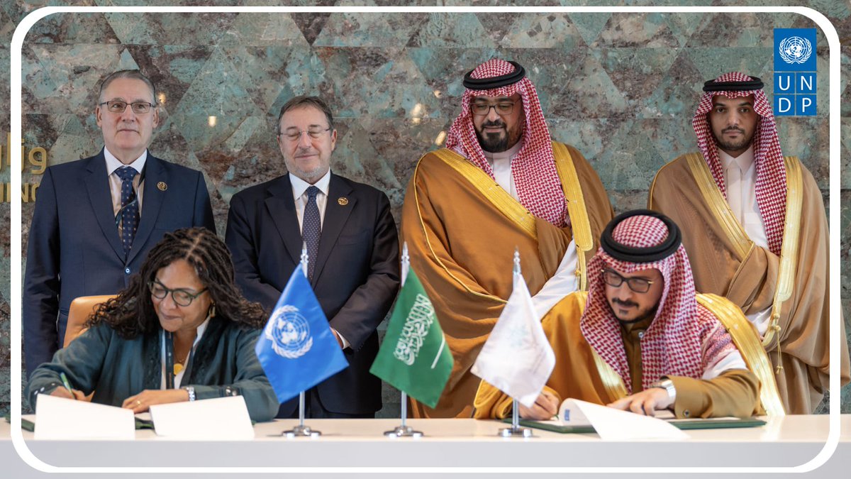 UNDP Saudi Arabia (@undpsaudiarabia) on Twitter photo وقّعت وزارة الاقتصاد والتخطيط <a href="/MEPSaudi/">وزارة الاقتصاد والتخطيط</a> وبرنامج الأمم المتحدة الإنمائي <a href="/UNDP/">UN Development</a> اتفاقية رائدة تهدف إلى تعزيز التنمية الاقتصادية والاجتماعية، وذلك بحضور معالي الأستاذ فيصل الإبراهيم <a href="/falibrahim/">فيصل الإبراهيم Faisal Alibrahim</a>، والسيد أخيم شتاينر <a href="/ASteiner/">Achim Steiner</a>، المدير التنفيذي لبرنامج الأمم المتحدة الإنمائي <a href="/UNDP/">UN Development</a> وقّعت وزارة الاقتصاد والتخطيط <a href="/MEPSaudi/">وزارة الاقتصاد والتخطيط</a> وبرنامج الأمم المتحدة الإنمائي <a href="/UNDP/">UN Development</a> اتفاقية رائدة تهدف إلى تعزيز التنمية الاقتصادية والاجتماعية، وذلك بحضور معالي الأستاذ فيصل الإبراهيم <a href="/falibrahim/">فيصل الإبراهيم Faisal Alibrahim</a>، والسيد أخيم شتاينر <a href="/ASteiner/">Achim Steiner</a>، المدير التنفيذي لبرنامج الأمم المتحدة الإنمائي <a href="/UNDP/">UN Development</a>