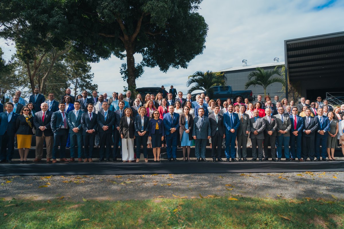 UPU_UN's tweet photo. The UPU-@Union_UPAEP Ministerial Conference in #ElSalvador yesterday highlighted the importance of fostering collaboration to address #PostalDevelopment priorities in #LatinAmerica🌎
It also set the stage for strategic discussions ahead of the #UPUCongress in Dubai next year📈 https://t.co/cpJvbqiaea