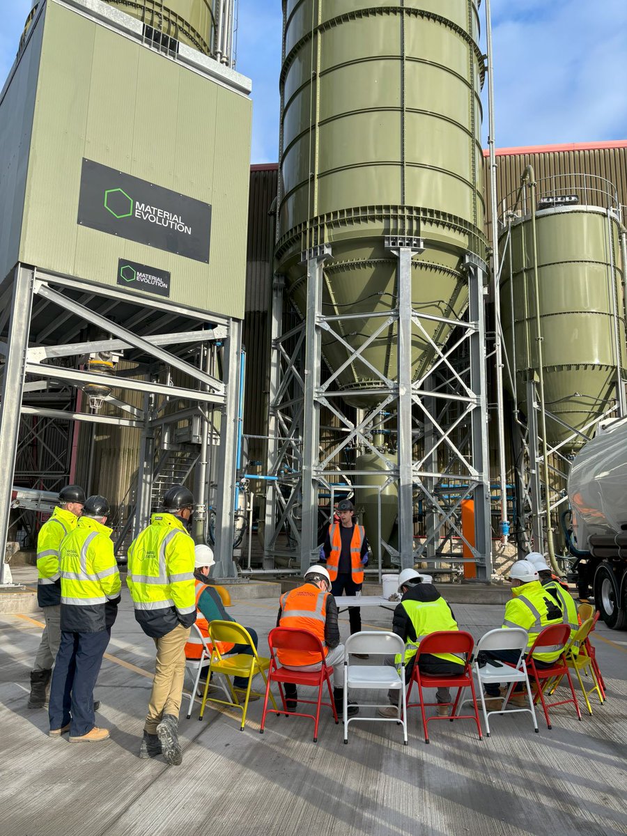 Playfair tweet media