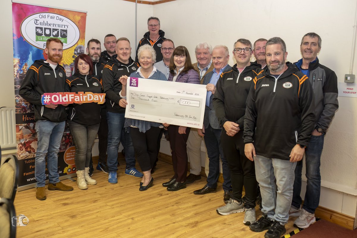 Members of Tubbercurry Old Fair Day and Square Sundays committees recently presented a donation of €5,000 to representatives from Sligo Cancer Support Centre. 

A heartfelt thank you goes out to everyone who supported this invaluable cause. 👏

#Sligo #OldFairDay #Fundraising