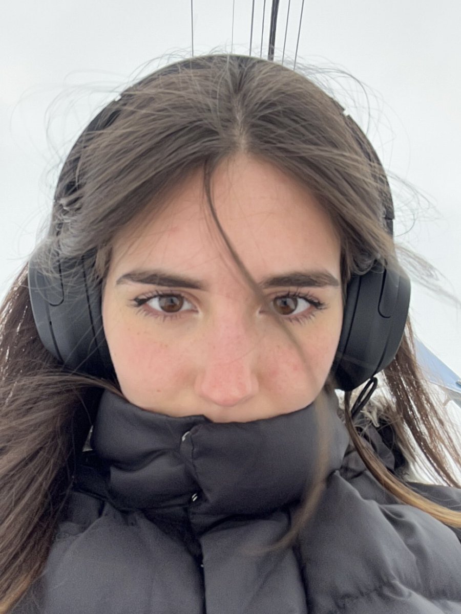 angel 🦈 tweet media