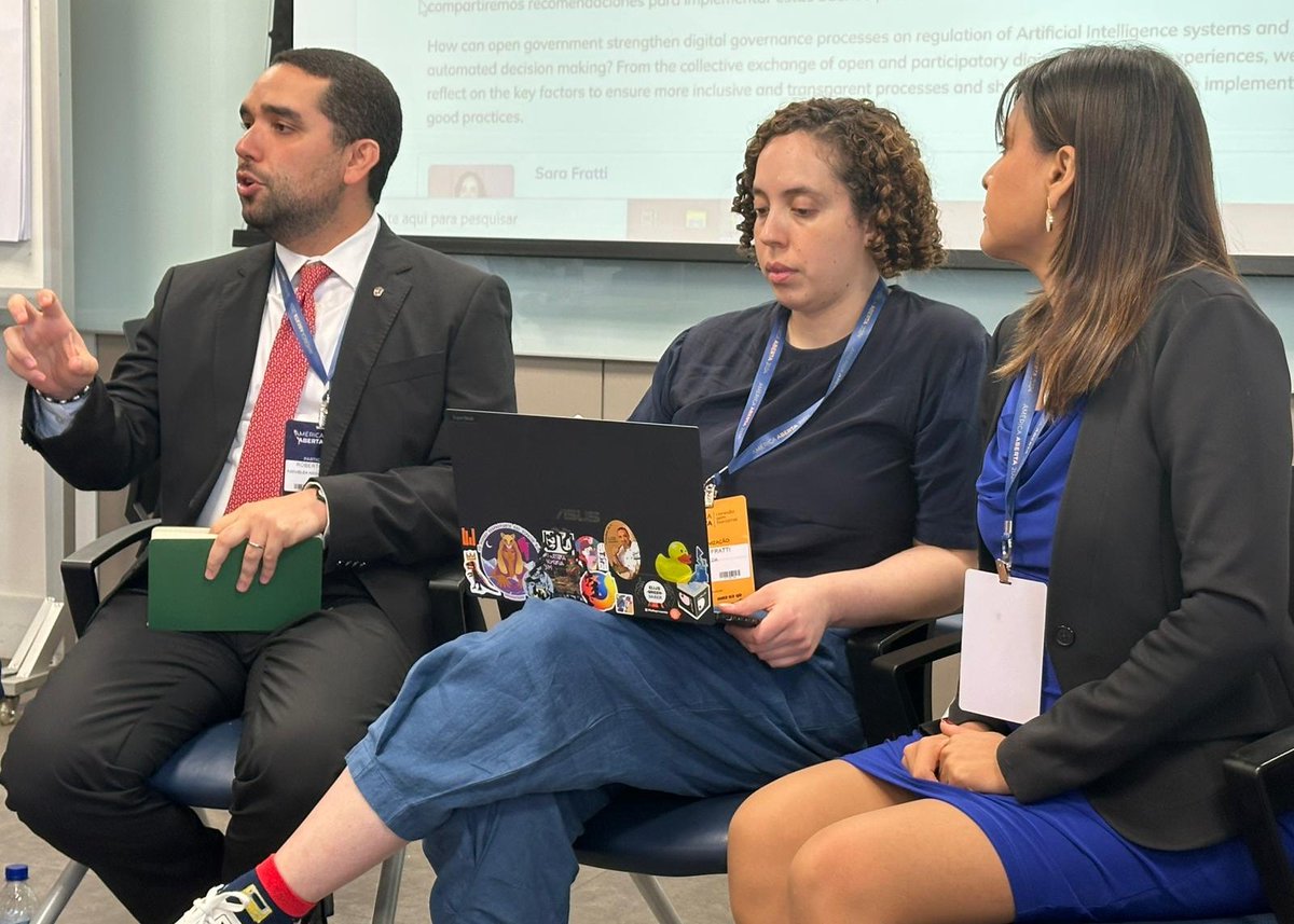 ParlAmericas's tweet photo. O Dep. @RobertoJZuniga🇵🇦, participou na sessão “Como garantir a governança digital participativa nas Américas”, enfatizando o papel fundamental que os parlamentos desempenham no fortalecimento dos processos de governança digital participativa. #AmericaAberta https://t.co/LjPlZHYsnB