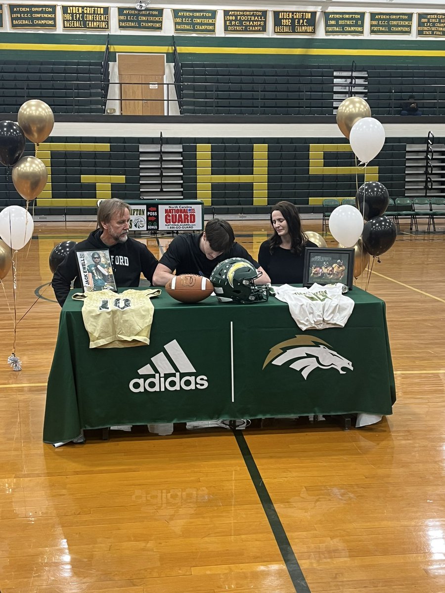 AGHSFootball's tweet photo. Jack Ewell officially signs with Wofford! Congratulations to Jack and his family on this incredible achievement! https://t.co/TR5wDFo0ac