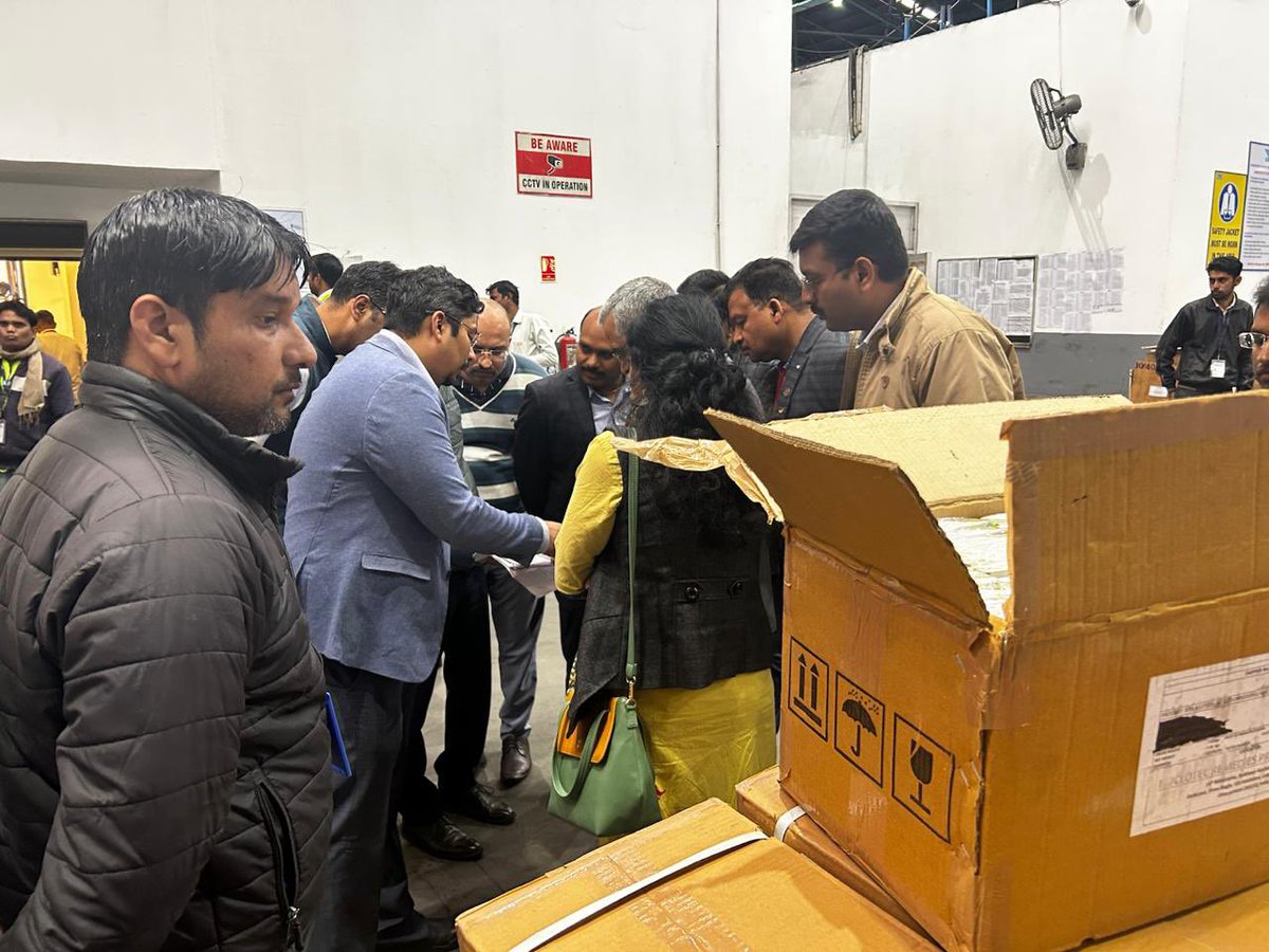 A one-day training was organized by ACC Exports Commissionerate, Delhi Customs for officers from Indian Forest Service and WCCB, focused on combating wildlife trafficking and inter agency cooperation <a href="/cbic_india/">CBIC</a> <a href="/Delhicustoms/">Delhi Customs</a> <a href="/WCCBHQ/">Wildlife Crime Control Bureau</a>