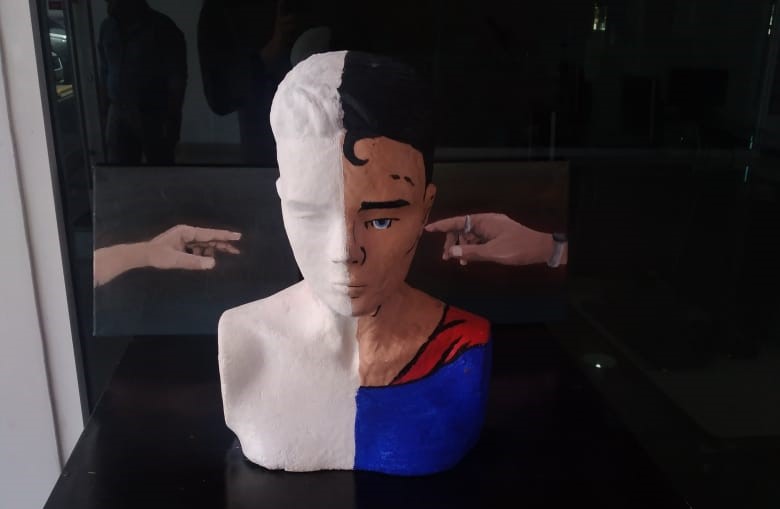 Tanoo0G's tweet photo. @PlatanoSans Desde que tengo memoria se dibujar, pero dónde más recuerdo fue en el kinder donde me decían que dibujaba demaciado bien para ser un niño y así fui mejorando durante primaria, pero en secundaria tuve un bum de calidad y mejore muchísimo que hasta ahora es el mismo dibujo que hago https://t.co/Z9wuR8NlrN