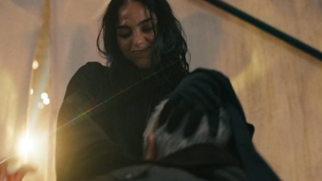 HVRRORCUNT's tweet photo. samantha carpenter ending a whole bloodline https://t.co/uPSMMBrsh0
