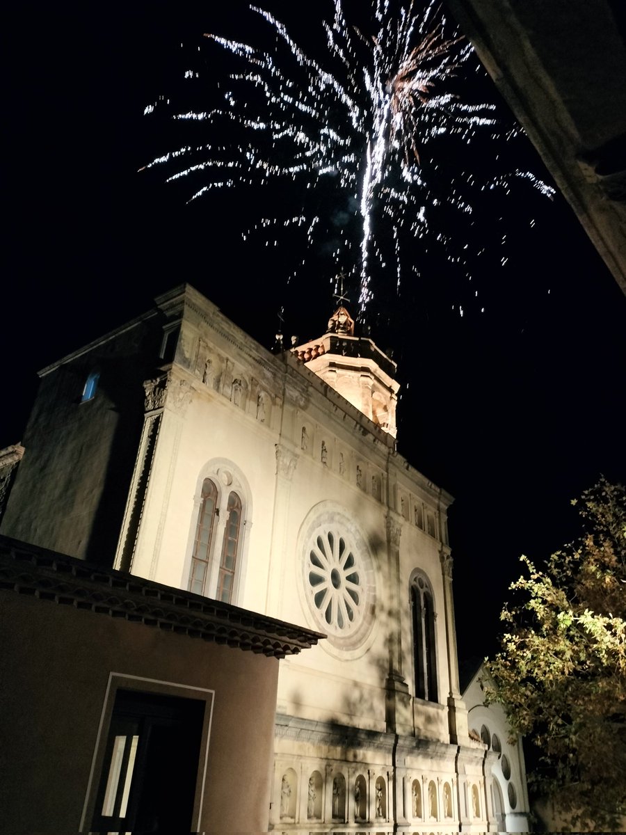 carlesestapecot's tweet photo. #SantaBarbara @campanarmataro https://t.co/I46oeNjTlW