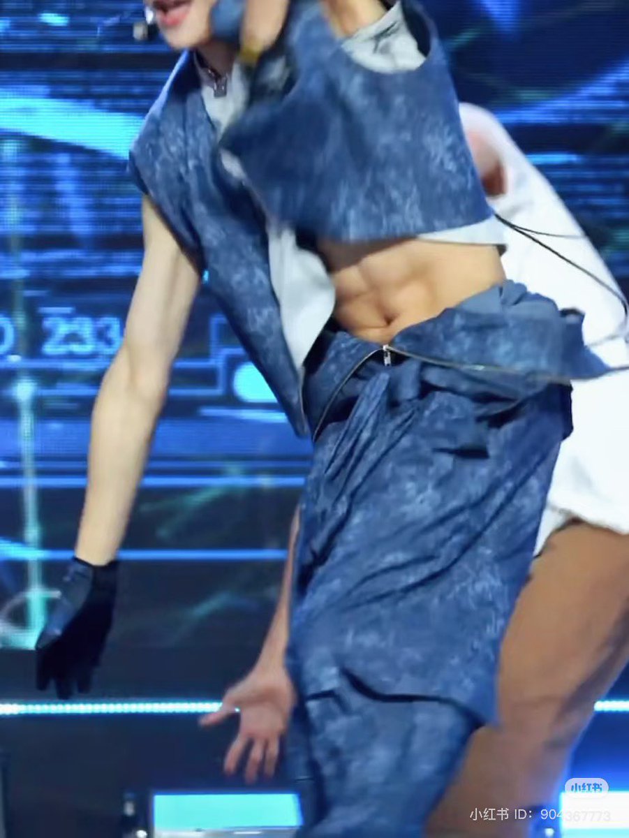 YANGYANG????