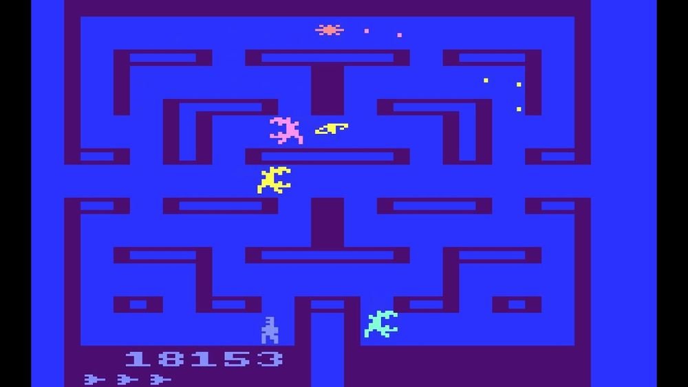 DrEframSS's tweet image. The 1982 *Alien* by Fox Video Games for the Atari 2600 was basically Pac-Man reskinned with Xenomorphs.