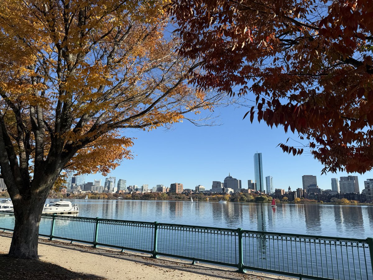 Weiyan Shi (@shi_weiyan) on Twitter photo 🥳Once again I am looking for PhD students in 💬persuasion, 💬dialogues and ⛑️AI safety, to join our CHATS lab <a href="/Northeastern/">Northeastern U.</a> in Fall 2025! 🥳
Apply by 12/15 both in ECE and CS! Let’s build and break chatbots together🥳! khoury.northeastern.edu/apply/phd-appl… 🥳Once again I am looking for PhD students in 💬persuasion, 💬dialogues and ⛑️AI safety, to join our CHATS lab <a href="/Northeastern/">Northeastern U.</a> in Fall 2025! 🥳
Apply by 12/15 both in ECE and CS! Let’s build and break chatbots together🥳! khoury.northeastern.edu/apply/phd-appl…