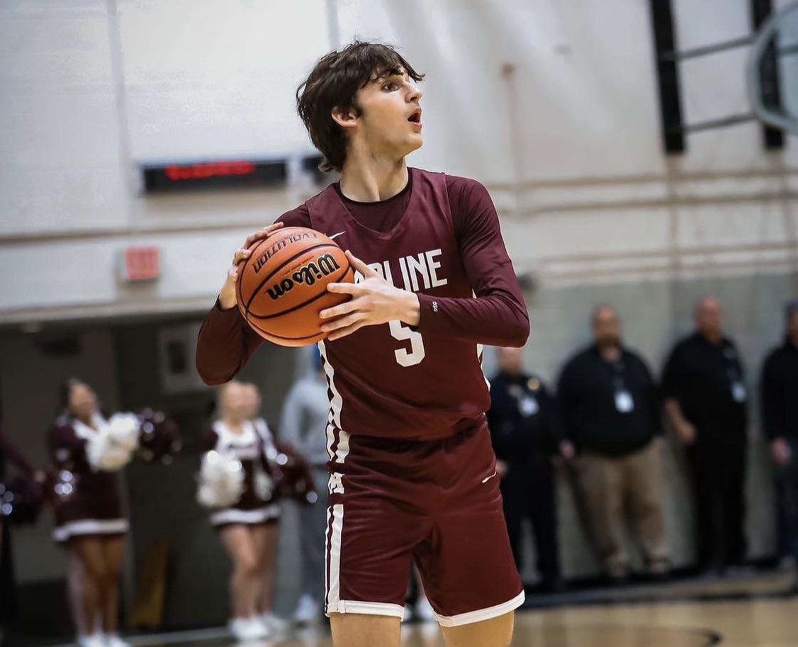 Matt Powers (@hilandshootout) on Twitter photo DeSmet vs Moline
DeSmet - Returning the entire starting 5 from a State Championship roster...
<a href="/RileyMassey1511/">Riley Massey</a>
<a href="/Bradenballer11/">Braden Butler</a>
<a href="/_IanThomas3/">_Ianthomas3</a>
<a href="/Jordanboyd_2026/">Jordan Boyd</a>
<a href="/foulk_will/">Will Foulk</a>
<a href="/OwenDuff10/">Owen Duff</a>
Moline - Loaded with 2 of the top seniors and 2 top sophomores in IL...
<a href="/BradenAFreeman1/">Braden A. Freeman</a> DeSmet vs Moline
DeSmet - Returning the entire starting 5 from a State Championship roster...
<a href="/RileyMassey1511/">Riley Massey</a>
<a href="/Bradenballer11/">Braden Butler</a>
<a href="/_IanThomas3/">_Ianthomas3</a>
<a href="/Jordanboyd_2026/">Jordan Boyd</a>
<a href="/foulk_will/">Will Foulk</a>
<a href="/OwenDuff10/">Owen Duff</a>
Moline - Loaded with 2 of the top seniors and 2 top sophomores in IL...
<a href="/BradenAFreeman1/">Braden A. Freeman</a>
