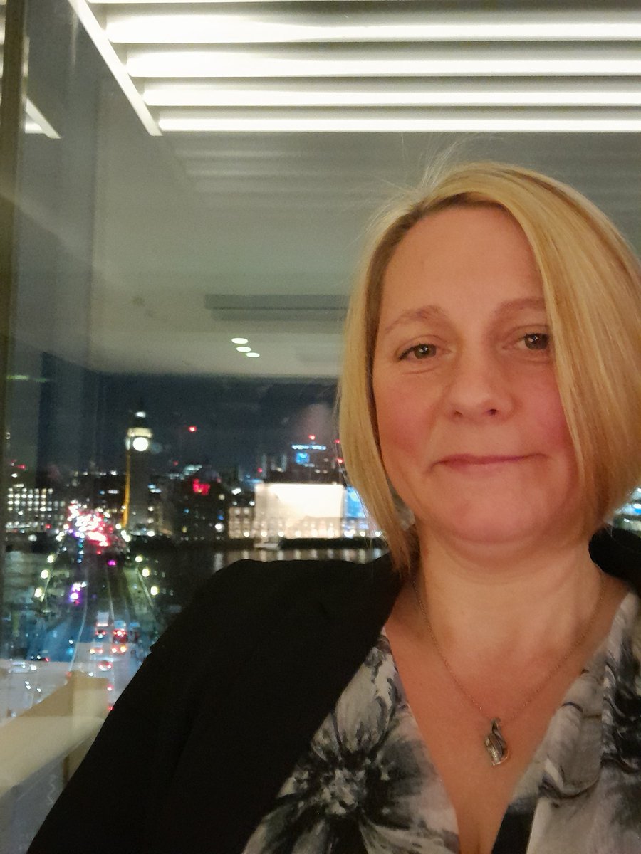 Delighted to be in London at the ERSA awards tonight  to represent @pns2018  Thank you to <a href="/Enable_Tweets/">Enable</a>  for the invite 🤗 Xx