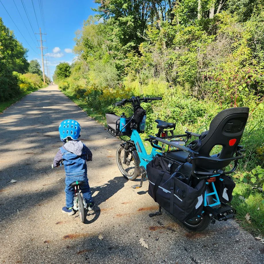This week, we're pleased to welcome a neighborhood favorite, Woom Bikes to the shop. These premium bicycles for kids feature custom designed parts and frames for smaller riders.

Stop by the shop to see the first builds as we get them on the floor.

thedailyriderdc.com/brand-introduc…