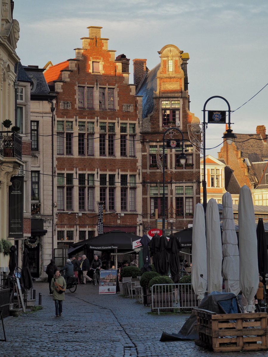 Ghent: 10/10

Ghent is my absolute favourite city in Belgium. It was one of the most powerful cities in Europe in the medieval period thanks to its cloth trade, which made it the largest city in Europe north of the Alps, second only to Paris. The city has amazing canals,
