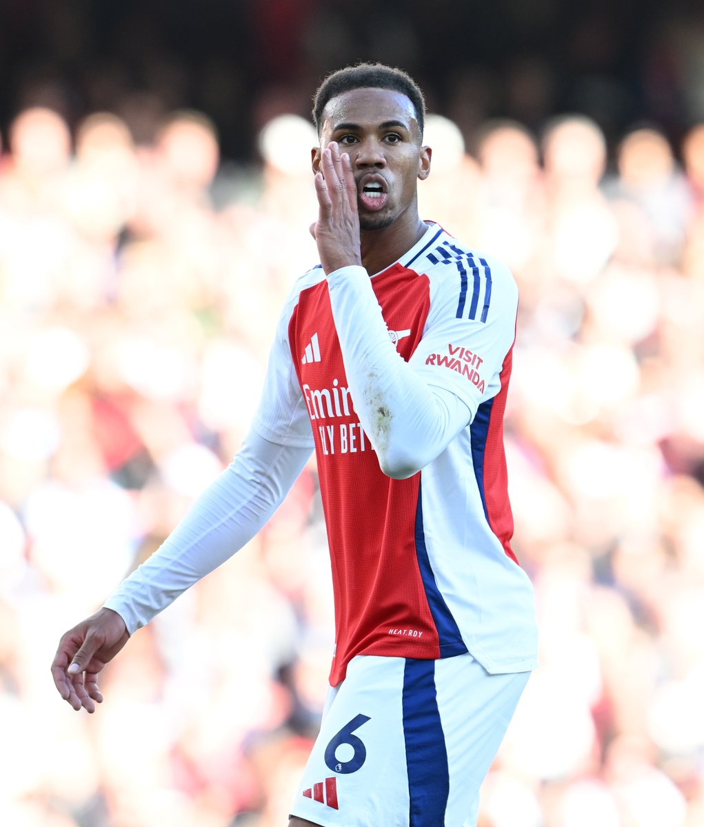 OfficialFPL's tweet image. 🚨 NO GABRIEL FOR ARSENAL 🚨

He's not in the squad at all, who will be coming in from your bench to replace him? 🧐

#FPL #ARSMUN