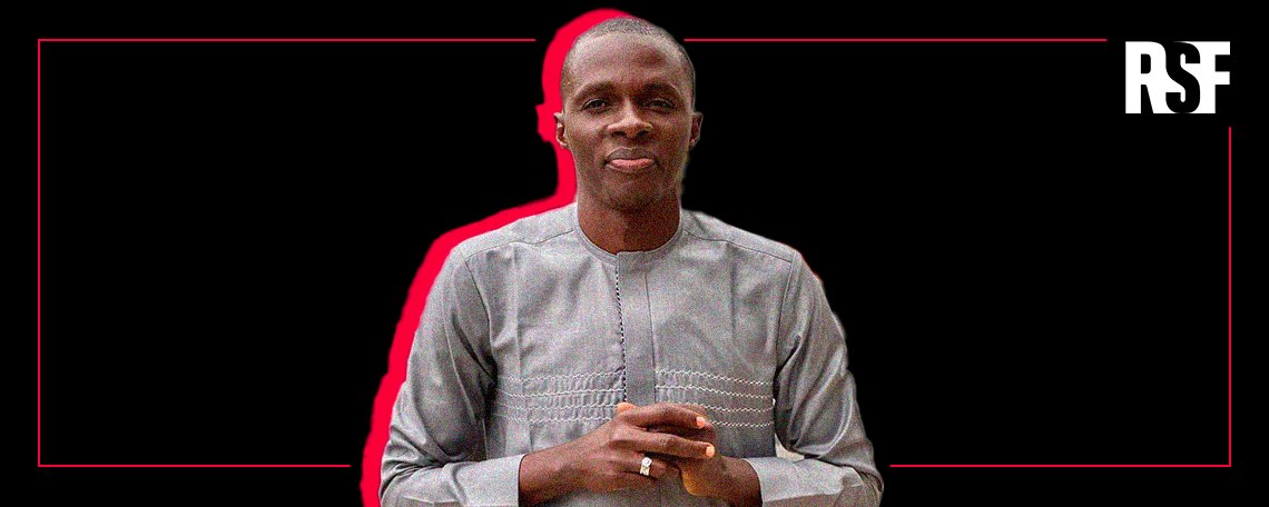 #Guinée : l'arrestation violente sans motif du responsable du site <a href="/revelateur224/">Le Revelateur224</a>, Habib Marouane Camara, emmené dans un endroit inconnu, envoie un signal terrible pour la presse. RSF appelle les autorités à le libérer et rappelle qu’elles les tient responsable de sa sécurité.