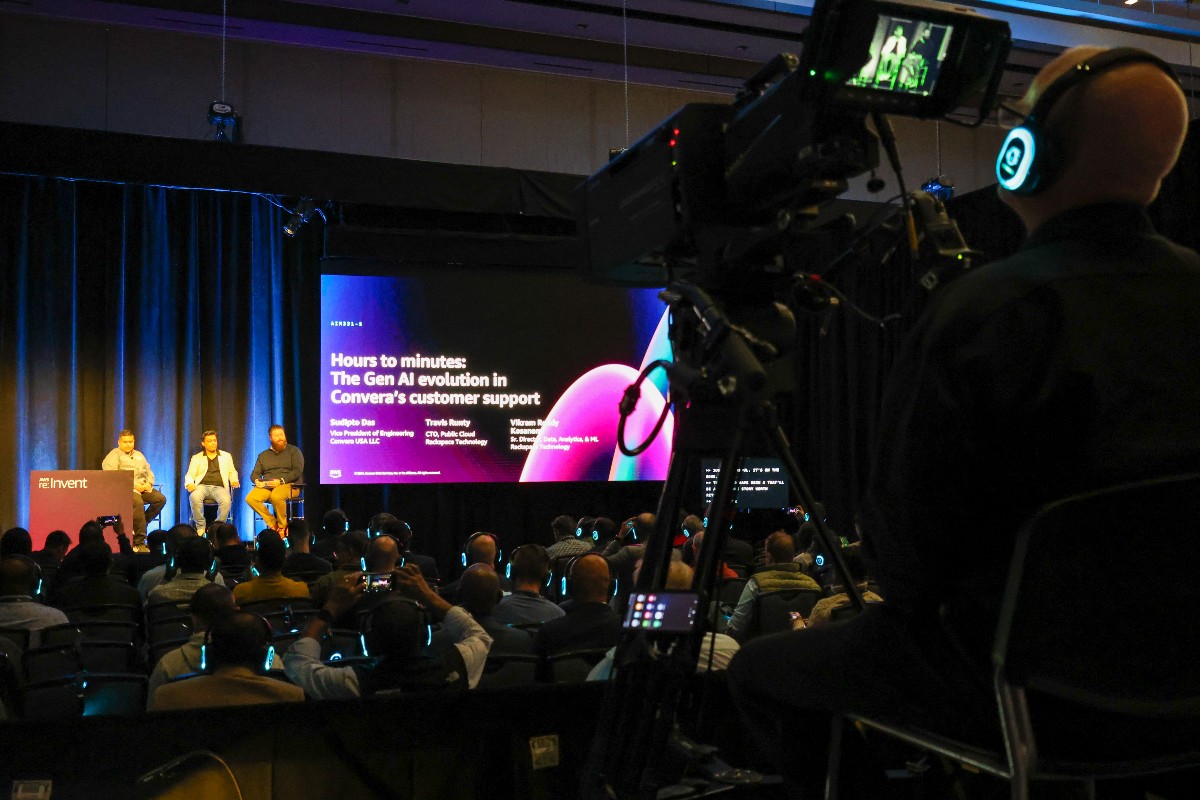 Rackspace's tweet image. Yesterday at #AWSreInvent, we joined @ConveraHoldings to showcase how #GenerativeAI is transforming #CustomerExperiences! We helped them cut response times from hours to minutes for hundreds of thousands of messages. Check it out! reinvent.rackspace.com @AWS_Partners @AWSEvents