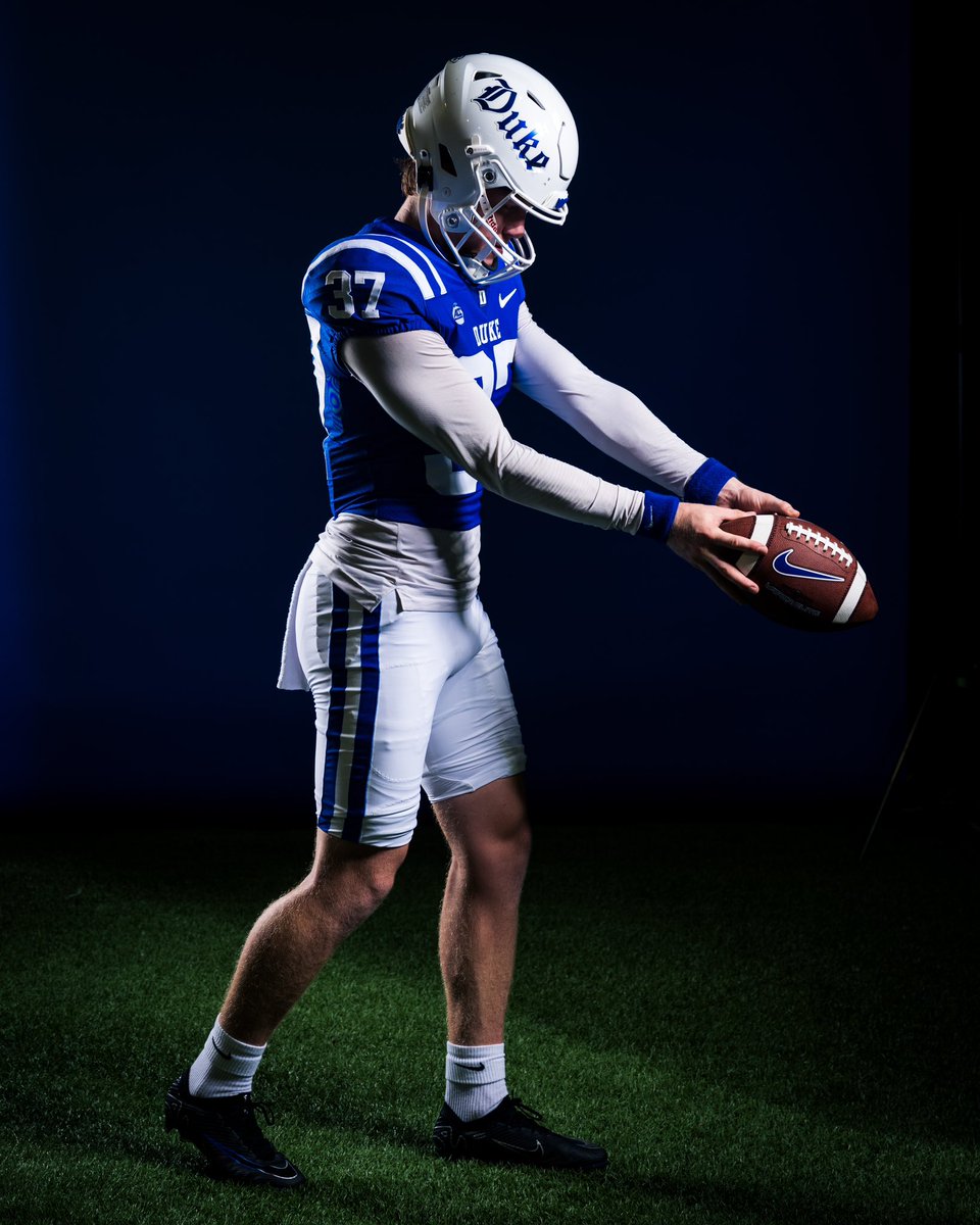 rjleavy11's tweet image. What a time it has been to be a part of Duke football. I want to thank Coach Diaz, Coach Boone, and Coach Feeley for a great season and incredible experience. I have entered the Transfer Portal for my last remaining eligible season. Excited for the next chapter.