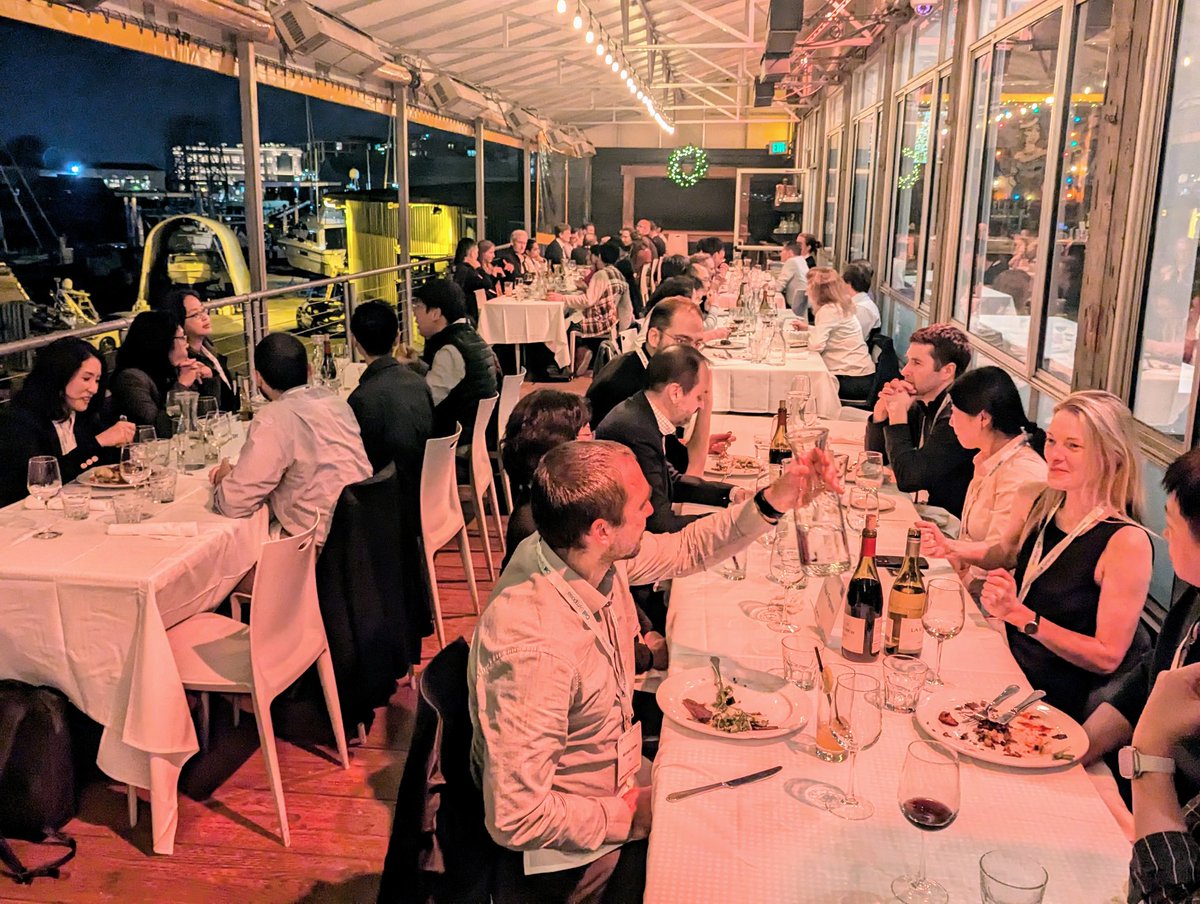 CellSymposia's tweet image. #CSChemBio2024 is packed with opportunities to address experts who are sharing their breakthroughs with us. A lively panel discussion lead us into a lovely #MeettheSpeakers dinner on the waterfront. @danetteldaniels @Rev_Medicine @Eric_Fischer_ @JulianDownward @CellChemBiol