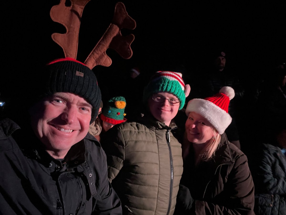 MMPPorts's tweet image. 🎄Delighted to receive an invitation from Solent School to attend their Christmas carol concert as their VIP guests! The playground was beautifully decorated, the singing was performed with great enthusiasm, and it was the perfect start to our Xmas celebrations. Thank you! 🌟
