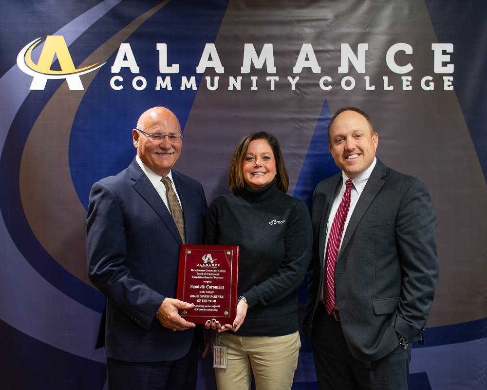AlamanceCC's tweet photo. Thank you to all the leaders who joined us this morning for ACC’s Public Officials Breakfast! Your support and dedication to education and our community mean so much. Together, we’re building a stronger Alamance County! 

#AlamanceCC https://t.co/fqgBEoabUv