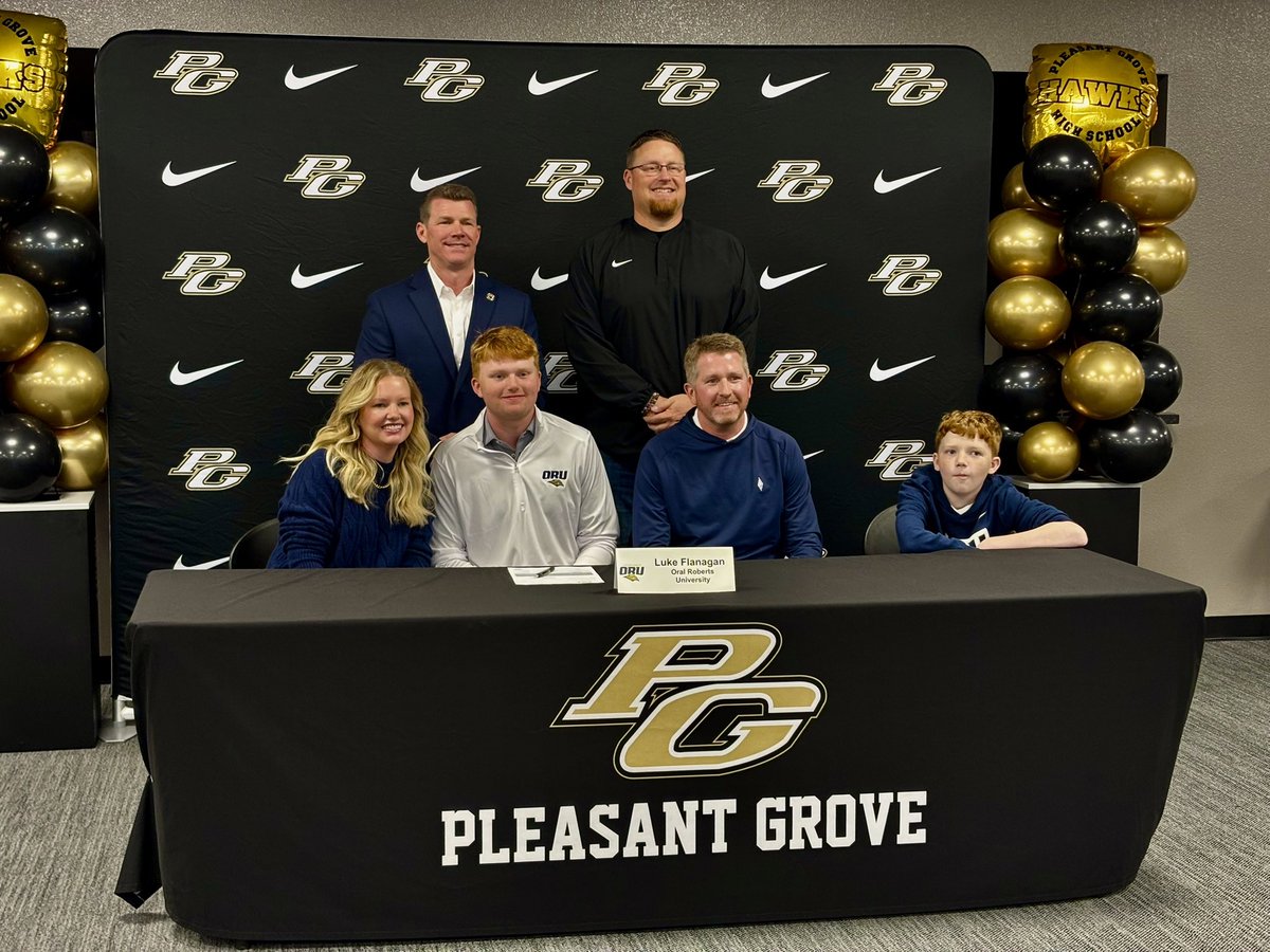 PG Hawks Baseball (@pghawksbaseball) on Twitter photo Signed:✅
Sealed:✅
Delivered: Pending
Congratulations to the signees!
<a href="/HalterJarret/">Jarret Halter</a> <a href="/Landon_West_9/">Landon west</a> <a href="/Luke_Flanagan27/">Luke Flanagan</a> Signed:✅
Sealed:✅
Delivered: Pending
Congratulations to the signees!
<a href="/HalterJarret/">Jarret Halter</a> <a href="/Landon_West_9/">Landon west</a> <a href="/Luke_Flanagan27/">Luke Flanagan</a>