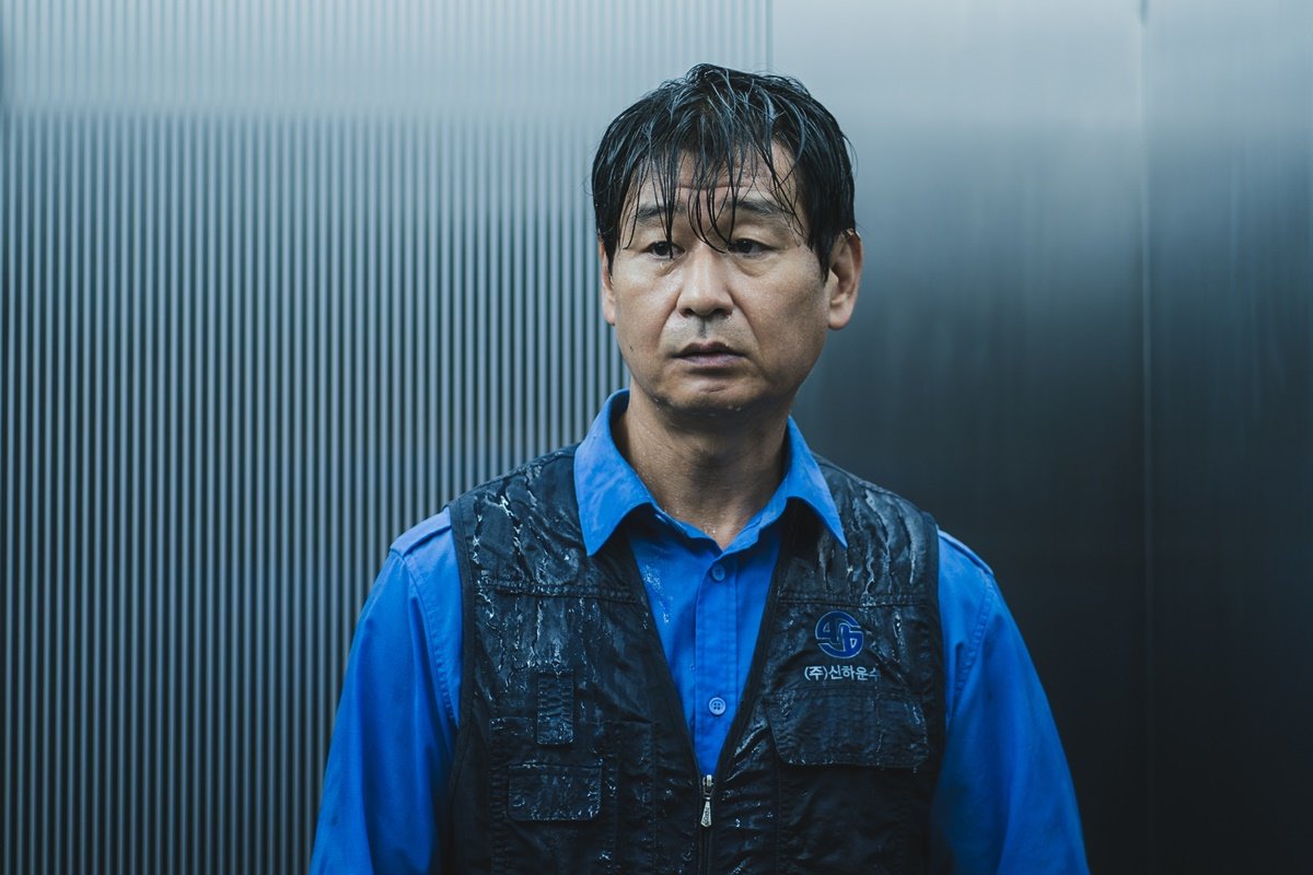 GimbapBlog2's tweet image. Retrouvez #ParkBoYoung et #ParkHyukKwon dans ces photos teaser de #LightShop [Disney+].