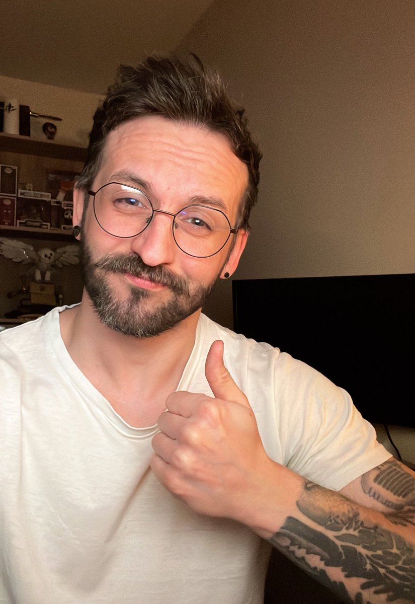 WrnrWrites's tweet image. I sat down at my desk to do some writing this evening and just thought I’d just pop on Twitter quickly before I got started. 

I have written nothing.