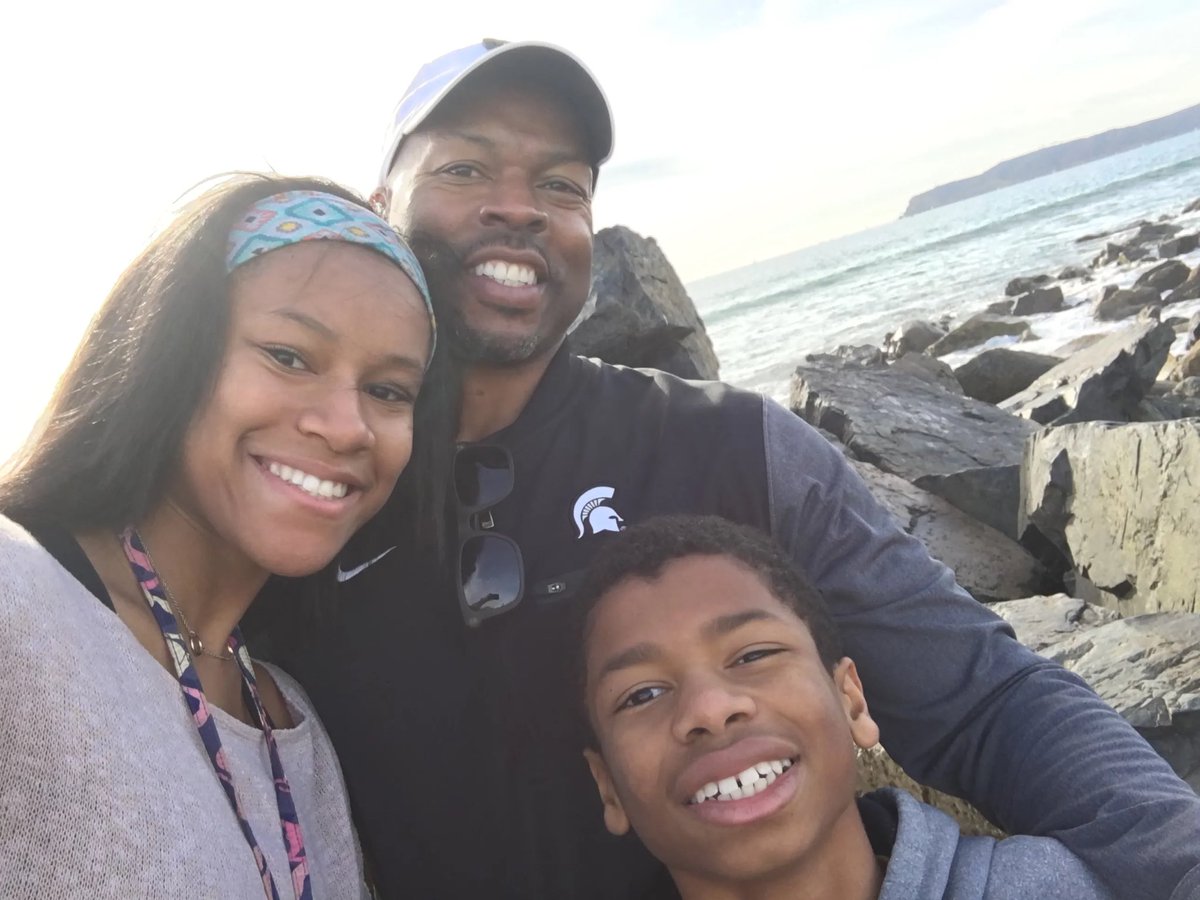 brodysheetzESPN's tweet image. We all owe Alan Haller and his beautiful family an apology. It starts with me. I’m sorry @halleral. #HandUp #TheApology