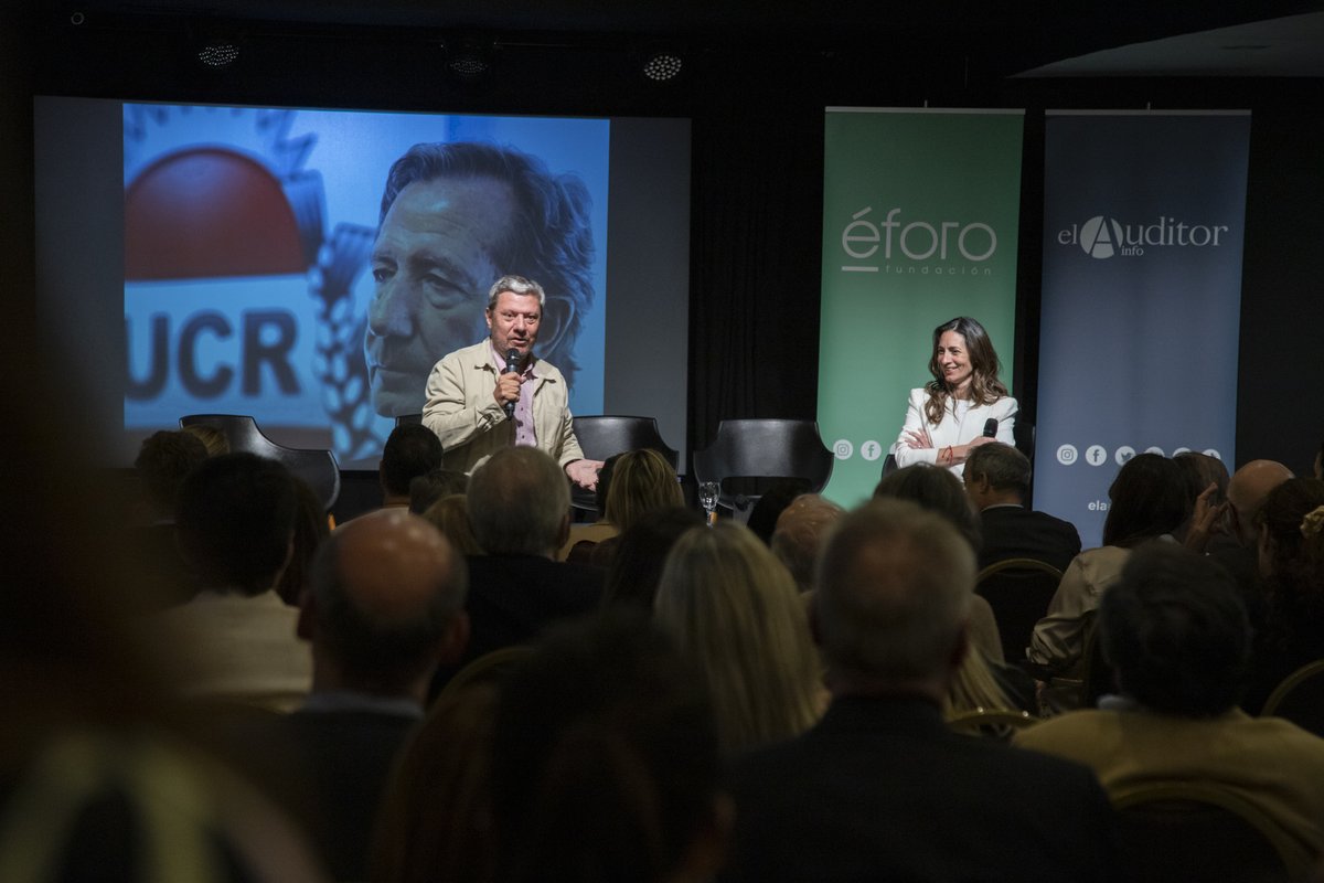 espacio_radical's tweet photo. 🇵🇱 A cinco años de su muerte, homenajearon a Leandro Despouy. 
El evento, bajo el nombre "La Argentina Auditada", fue organizado por @FundacionEforo y contó con la disertación de personalidades que compartieron experiencias con él.

Nota completa👇🏼
https://t.co/AgzXuvoYqY https://t.co/EWkDMLWyeg