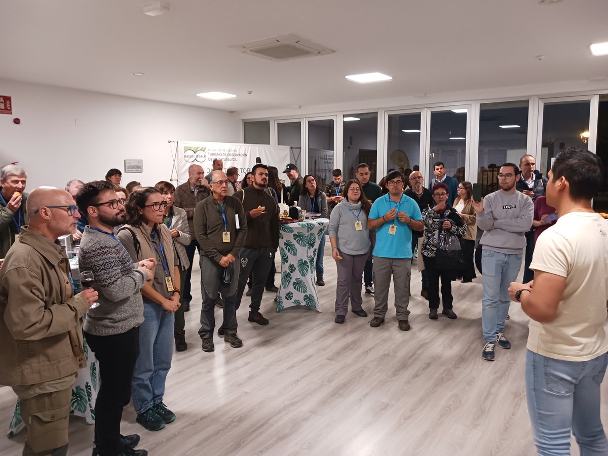 A media tarde disfrutamos con lo último en libros y óptica de la mano de nuestro colaborador <a href="/oryxnatura/">Oryx</a> y de degustar -gracias a <a href="/jaenturismo/">Jaén ParaísoInterior</a> y la colaboración de <a href="/buryrestaurante/">buryrestaurante</a> - de excelentes productos Km.0. Absolutas delicatessen.
#jaénterritoriolince #jaénparaísointerior