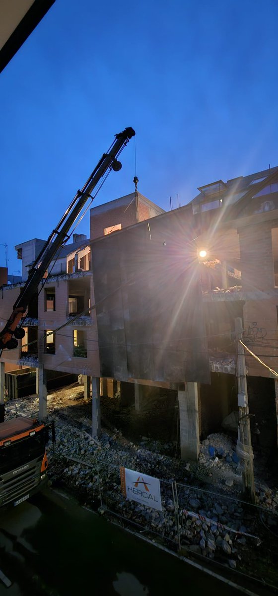 No importa que tan difícil sea la situación,siempre hay una luz al final del túnel.Un nuevo Martinete está en camino🧱⚒️❤️