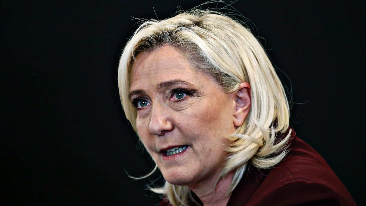 Inevitablewest's tweet photo. 🚨BREAKING: The French government has just COLLAPSED following a vote of no confidence.

Le Pen and RN will be licking their lips. https://t.co/wJK5AJ6a6r