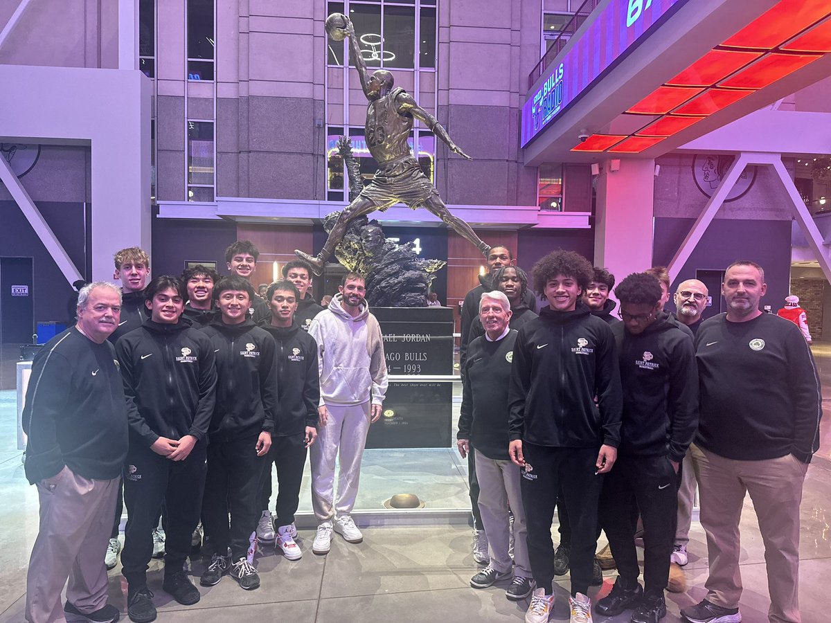 Saint Patrick Hoops (@stpatrickhoops) on Twitter photo Thanks to <a href="/CHSN__/">Chicago Sports Network</a> for hosting the Shamrocks on Monday night. Great experience for our team. We also ran into our guy <a href="/DrewHanlen/">Drew Hanlen</a> <a href="/PureSweat/">Pure Sweat</a> !#5900WBelmont Thanks to <a href="/CHSN__/">Chicago Sports Network</a> for hosting the Shamrocks on Monday night. Great experience for our team. We also ran into our guy <a href="/DrewHanlen/">Drew Hanlen</a> <a href="/PureSweat/">Pure Sweat</a> !#5900WBelmont