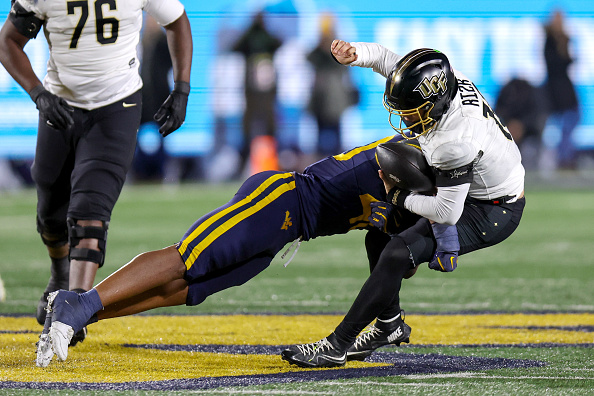 Pete Thamel (@petethamel) on Twitter photo WVU starting linebacker Josiah Trotter is entering the NCAA transfer portal, he told ESPN. <a href="/TrotterJosiah/">Josiah Trotter</a> had 92 tackles last year for the Mountaineers, 4 TFLs and an interception. He's the son of NFL Pro Bowler Jeremiah Trotter Sr. and brother of Eagles LB Jeremiah Trotter Jr. WVU starting linebacker Josiah Trotter is entering the NCAA transfer portal, he told ESPN. <a href="/TrotterJosiah/">Josiah Trotter</a> had 92 tackles last year for the Mountaineers, 4 TFLs and an interception. He's the son of NFL Pro Bowler Jeremiah Trotter Sr. and brother of Eagles LB Jeremiah Trotter Jr.